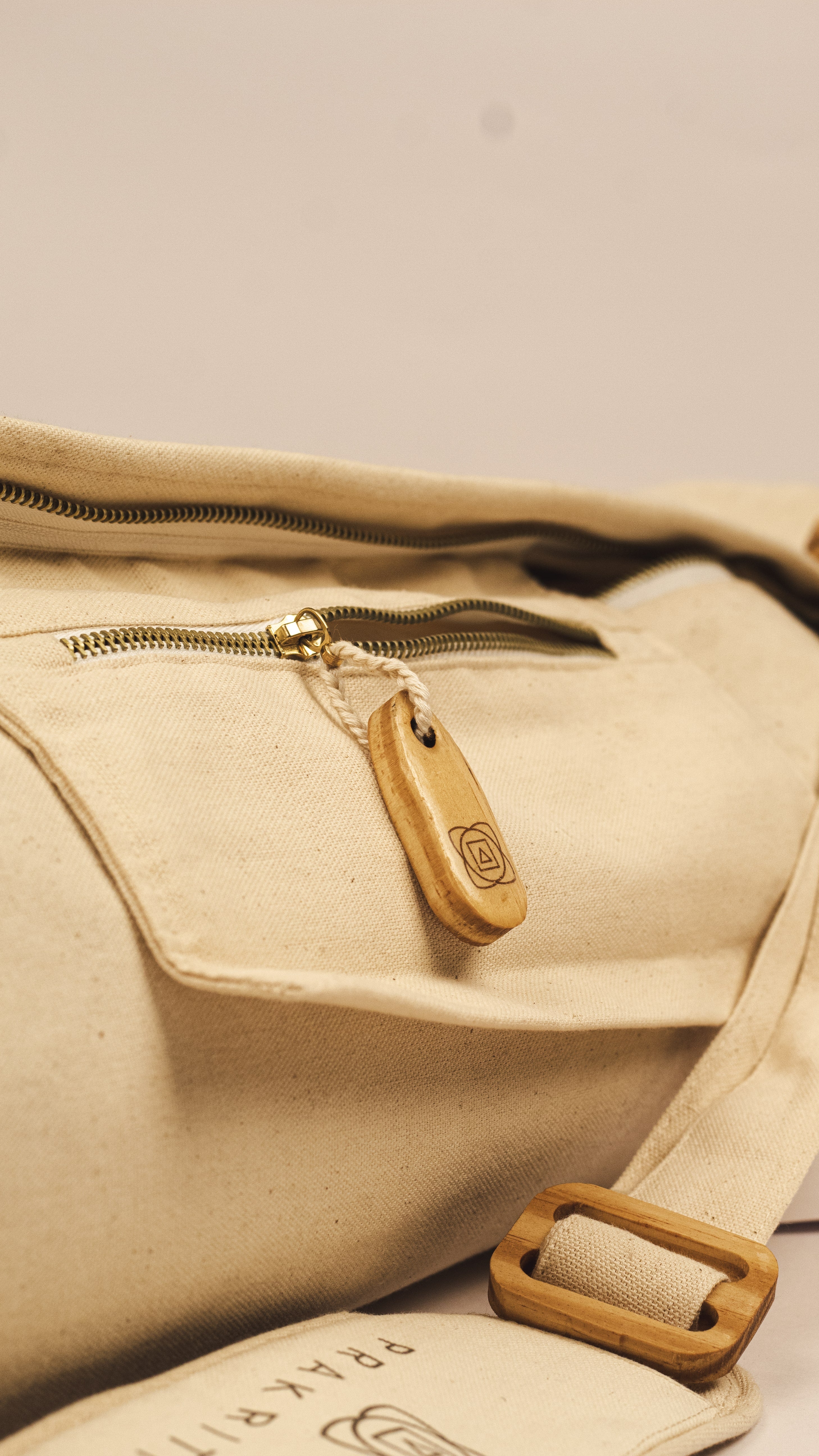 Prakriti Cross Body Yoga Mat Bag