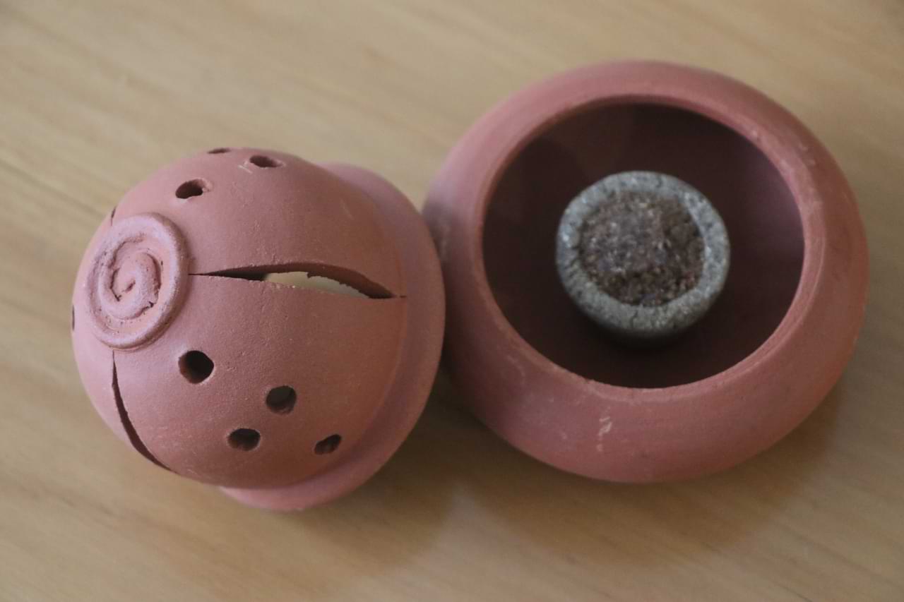 Sambrani Havan Cups (cups +dhoop stand)
